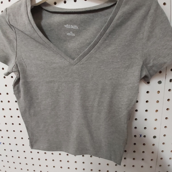 Wild Fable Girls grey and maroon red med XS and med Cropped Top - Picture 17 of 17